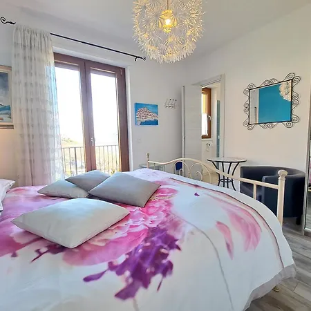 Apartment Immobillario - Da Melissa *
